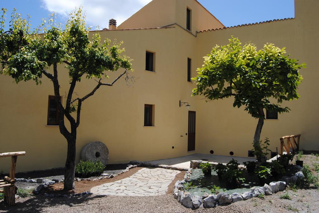 Il Giardino Di Julia B&B Tortora Extérieur photo